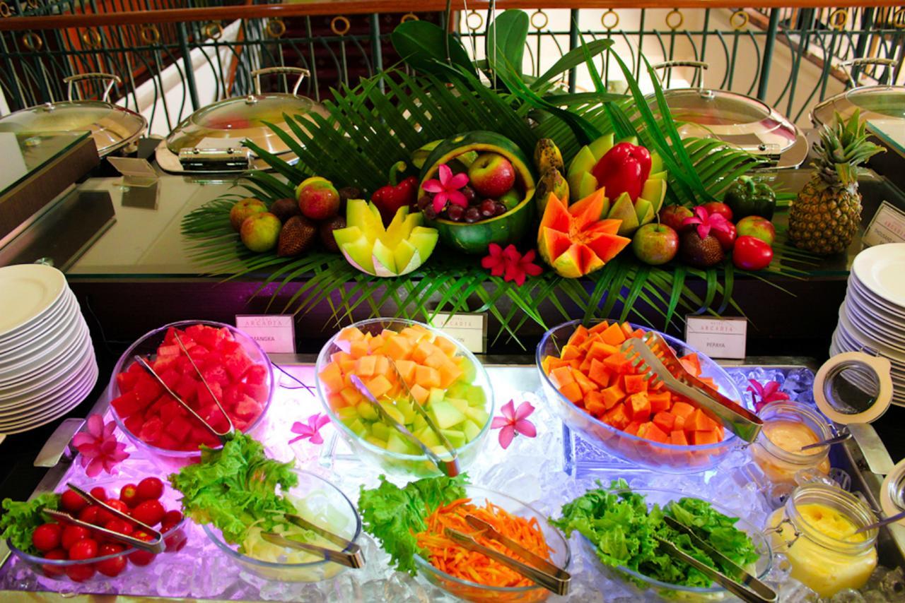 Arcadia Surabaya Hotel מראה חיצוני תמונה