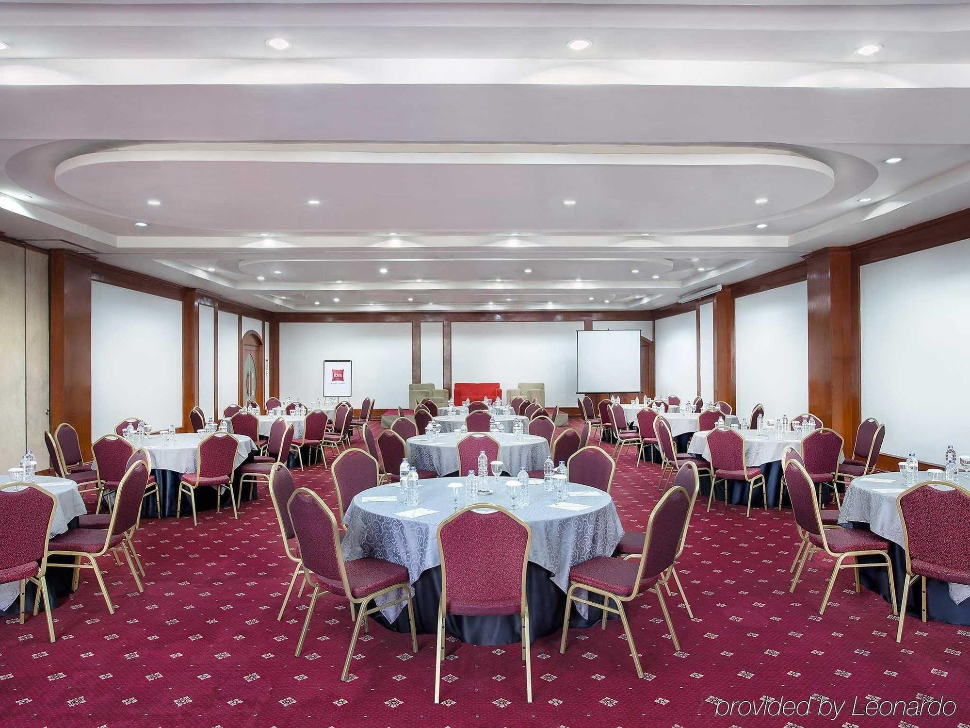 Arcadia Surabaya Hotel מראה חיצוני תמונה
